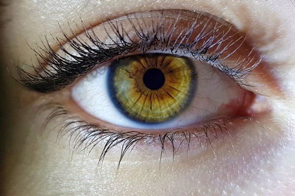 Офтальмолог Наталья Площанская: "Плевать в глаз - сомнительный способ лечения ячменя" | Врач-офтальмолог предупреждает: ячмень не пройдет сам по себе