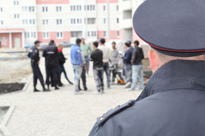 В закрытый детский лагерь в Анапе, где орудовал педофил, нелегально заселили толпу мигрантов В закрытый детский лагерь в Анапе, где орудовал педофил, нелегально заселили толпу мигрантов