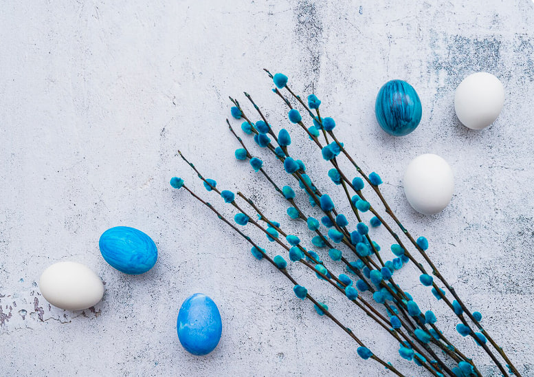 Луковая шелуха больше не понадобится: крашу сапфировые яйца бабушкиным способом - никакой грязи и вони Луковая шелуха больше не понадобится: крашу сапфировые яйца бабушкиным способом - никакой грязи и вони