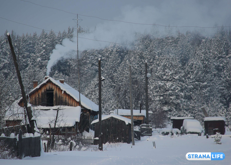 Жители северных уральских поселков, в том числе и манси, две недели сидят без света. Чиновники говорят, что бессильны! Жители северных уральских поселков, в том числе и манси, две недели сидят без света. Чиновники говорят, что бессильны!