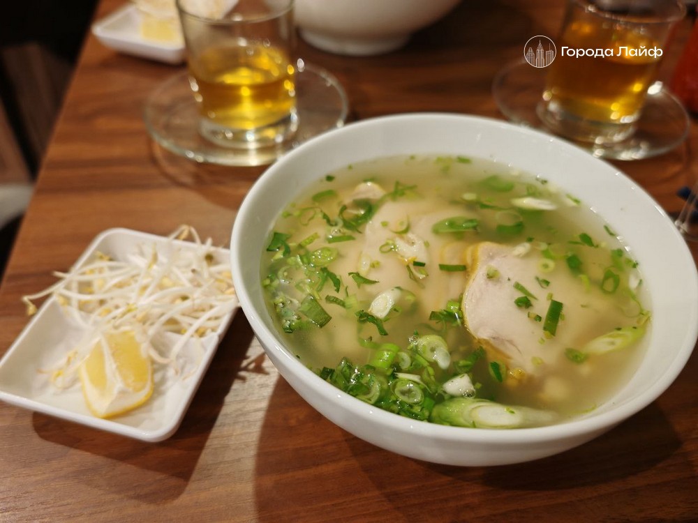 В Бразилии 17-летняя девушка попыталась отравить родителей и брата из-за запрета встреч | Несовершеннолетняя в Бразилии добавила яд в еду родственников В Бразилии 17-летняя девушка попыталась отравить родителей и брата из-за запрета встреч | Несовершеннолетняя в Бразилии добавила яд в еду родственников