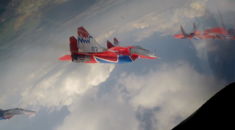 Летчики завершили последние приготовления к демонстрационным полетам в небе Среднего Урала Летчики завершили последние приготовления к демонстрационным полетам в небе Среднего Урала