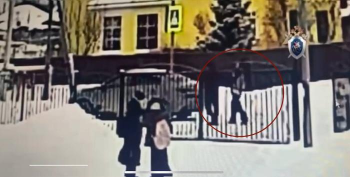 Шокирующие подробности исчезновения 13-летней девочки из Тюмени: "Я уехала к своему жениху!" | 13-летняя девочка из Тюмени уехала с мужчиной добровольно Шокирующие подробности исчезновения 13-летней девочки из Тюмени: "Я уехала к своему жениху!" | 13-летняя девочка из Тюмени уехала с мужчиной добровольно