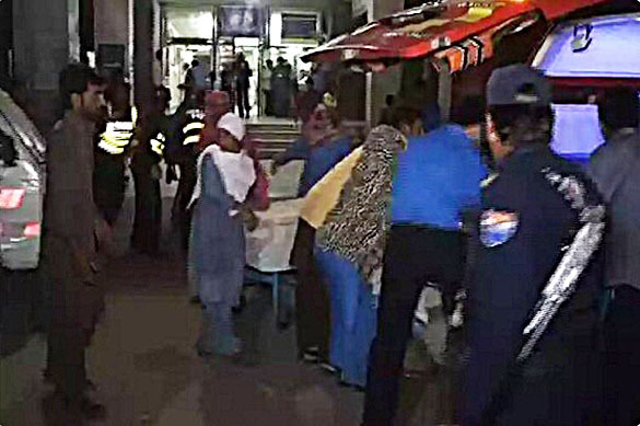 Жертвами теракта в Пакистане стали 69 человек