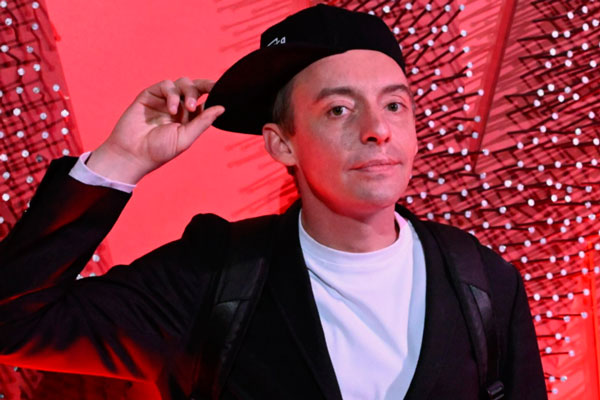 Трагедия в Питере: «Всё произошло на фоне ссоры» — актёр Илья Дель в реанимации после ножевого ранения | Актёра из сериала «Содержанки» Илью Деля ранила ножом его девушка Трагедия в Питере: «Всё произошло на фоне ссоры» — актёр Илья Дель в реанимации после ножевого ранения | Актёра из сериала «Содержанки» Илью Деля ранила ножом его девушка