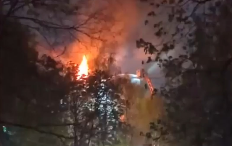 Взрыв в пятиэтажке поселка Буланаш: один пострадавший, 96 эвакуированных | В пятиэтажке под Екатеринбургом взорвался газ Взрыв в пятиэтажке поселка Буланаш: один пострадавший, 96 эвакуированных | В пятиэтажке под Екатеринбургом взорвался газ