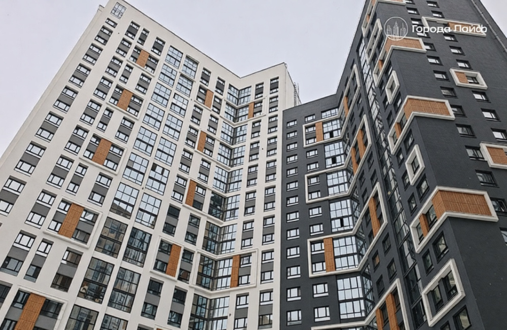 Расселение аварийного жилья по‑новому: вместо денег — жилищные сертификаты. Как изменится система и что это значит для россиян | Расселение аварийного жилья: деньги заменят сертификатами?