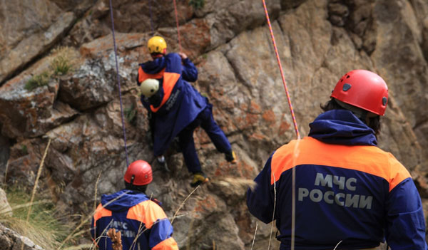 На Эльбрусе нашли тело 52-летнего альпиниста из Москвы, сорвавшегося со склона | На Эльбрусе нашли мёртвым москвича, которого искали более 16 часов На Эльбрусе нашли тело 52-летнего альпиниста из Москвы, сорвавшегося со склона | На Эльбрусе нашли мёртвым москвича, которого искали более 16 часов