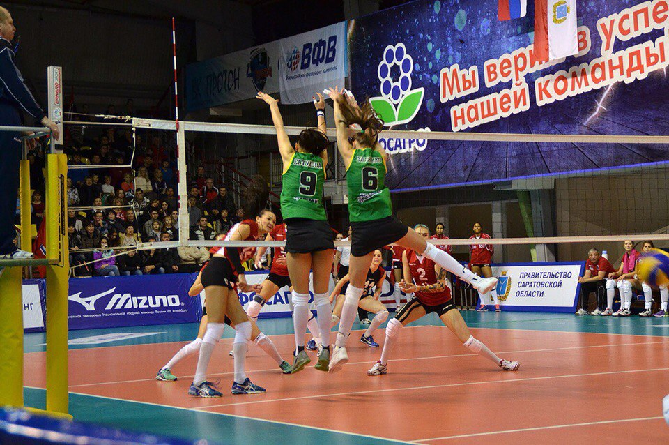 Уралочки продолжают беспроигрышную серию: впереди домашние матчи в Лиге Чемпионов и Чемпионате России