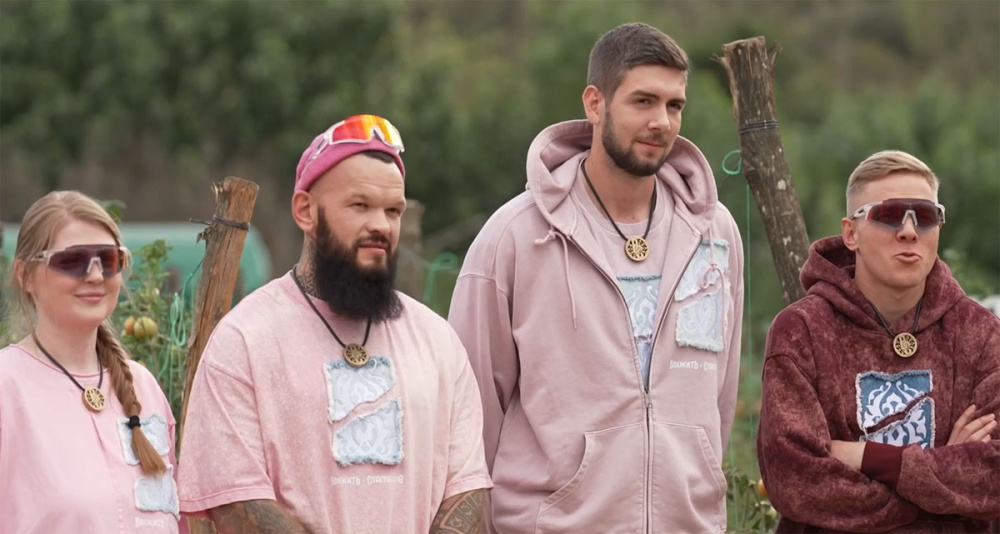 Скандал и романтика: кто покинул шоу «Выжить в Стамбуле» в новой серии | Конфликт в команде и вылет участницы в шоу «Выжить в Стамбуле»