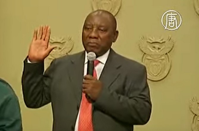 Президент ЮАР пообещал выйти из Международного уголовного суда Президент ЮАР пообещал выйти из Международного уголовного суда