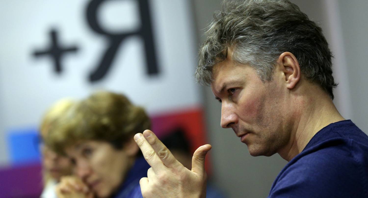 Казус Ройзмана: депутатам не хватило одного голоса, чтобы лишить его звания мэра Казус Ройзмана: депутатам не хватило одного голоса, чтобы лишить его звания мэра