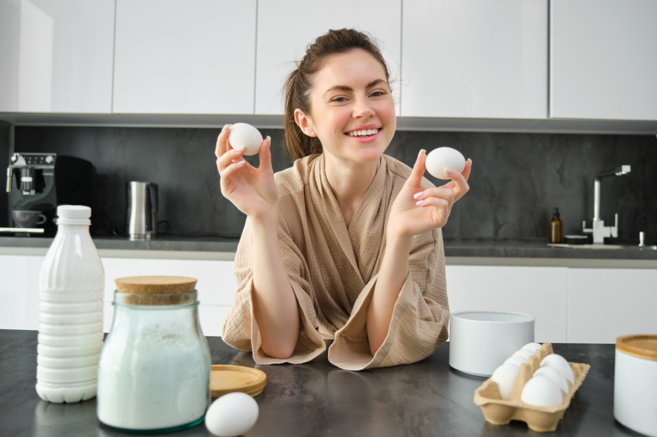 Вы теряете половину яйца при чистке — вот ошибка, которую делают почти все Вы теряете половину яйца при чистке — вот ошибка, которую делают почти все