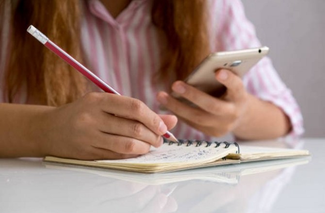 «Рэмбо от Рембо не отличают»: ректор СПбПУ оценил идею отказа от системы ЕГЭ