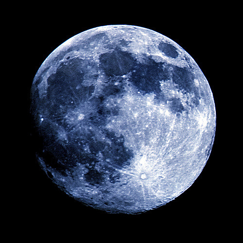 Ученые нашли воду на Луне Ученые нашли воду на Луне