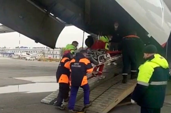 Ил-76 с раненными при стрельбе в Перми вылетел в Москву Ил-76 с раненными при стрельбе в Перми вылетел в Москву