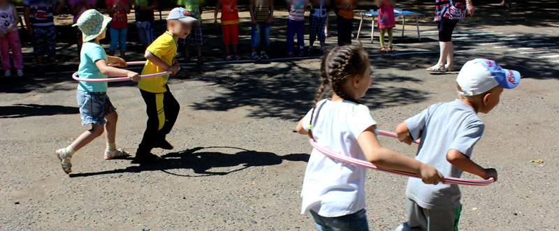 В Оренбурге сотрудники полиции в детском саду провели урок правил дорожного движения