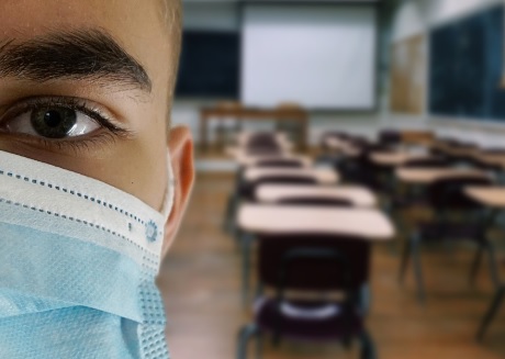 На Урале заразившемуся коронавирусом отцу предложили сдать детей в детдом На Урале заразившемуся коронавирусом отцу предложили сдать детей в детдом