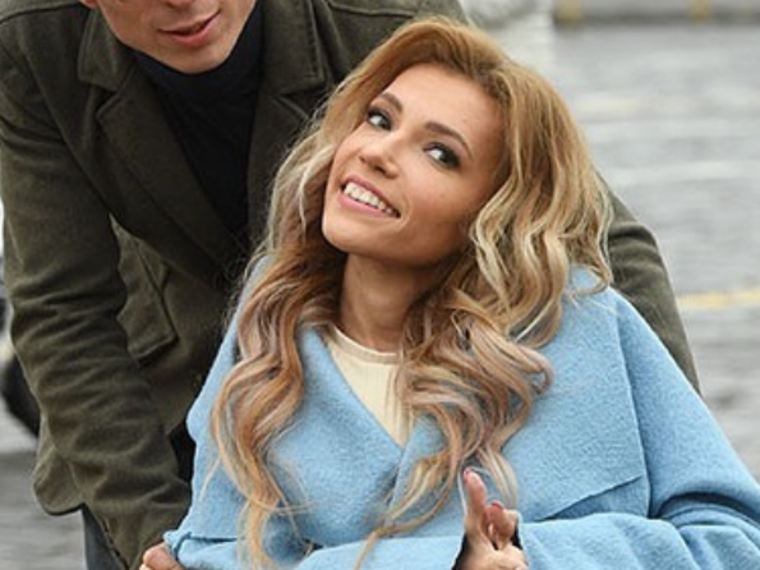 Самойлова на «Евровидении» забыла слова своей песни. ВИДЕО