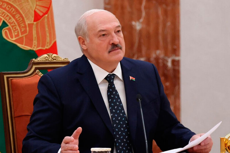 Лукашенко признался журналистам, что "немного задержался" у власти | Лукашенко: молодежь у руля, но опытные лидеры все еще нужны Лукашенко признался журналистам, что "немного задержался" у власти | Лукашенко: молодежь у руля, но опытные лидеры все еще нужны