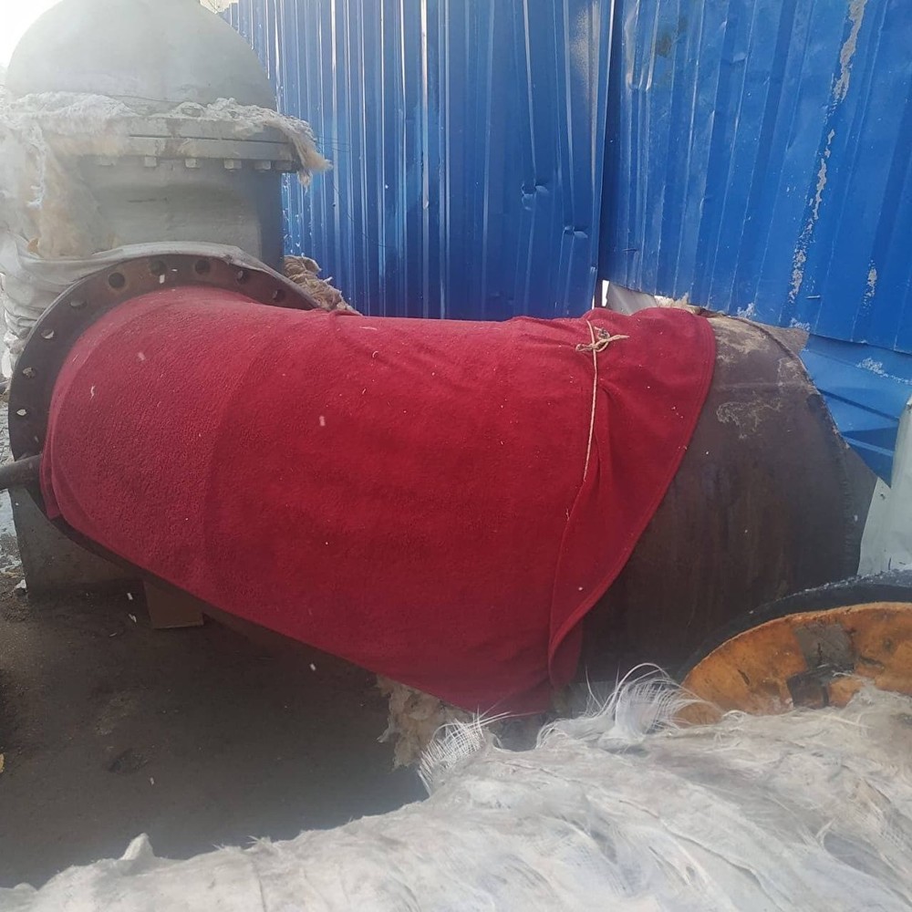 В Петербурге теплотрассу вместо ремонта завернули в «махровое полотенце» В Петербурге теплотрассу вместо ремонта завернули в «махровое полотенце»