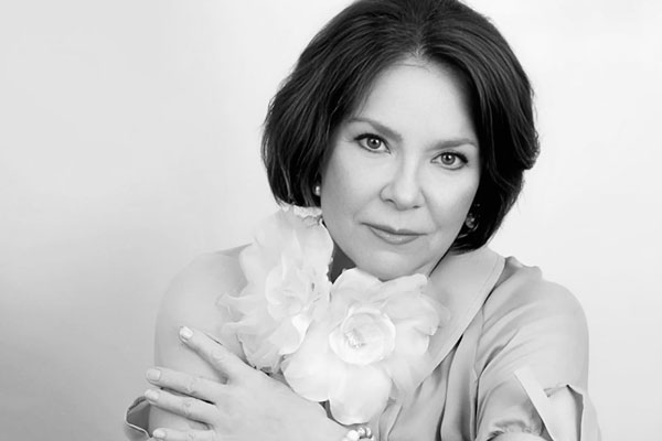 Названа причина смерти актрисы Голубкиной  | SHOT: актриса Лариса Голубкина умерла из-за рака крови третьей степени 