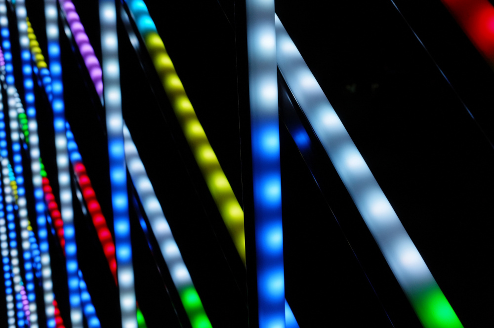 Как безопасно украсить подъезд к Новому году: советы юриста | Новогодние украшения в подъезде: кто и за что может получить штраф Как безопасно украсить подъезд к Новому году: советы юриста | Новогодние украшения в подъезде: кто и за что может получить штраф