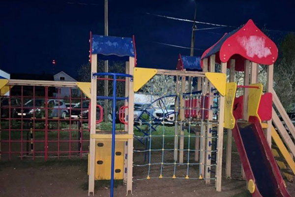 В Чайковском задержали мужчину, обстрелявшего детей из страйкбольной винтовки | Житель Пермского края обстрелял детей из страйкбольной винтовки В Чайковском задержали мужчину, обстрелявшего детей из страйкбольной винтовки | Житель Пермского края обстрелял детей из страйкбольной винтовки