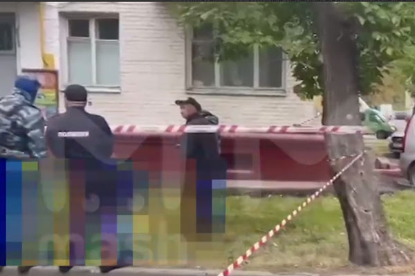 Бездомный в Москве зарубил мачете нового мужа своей бывшей женщины Бездомный в Москве зарубил мачете нового мужа своей бывшей женщины