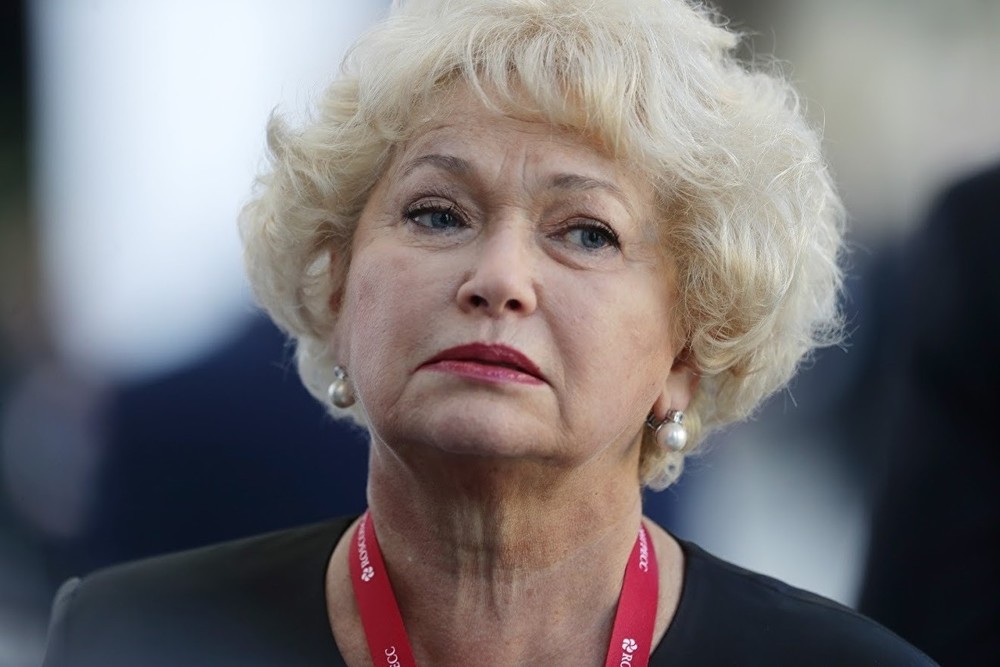 Сенатор Нарусова написала открытое письмо своей дочери Ксении Собчак