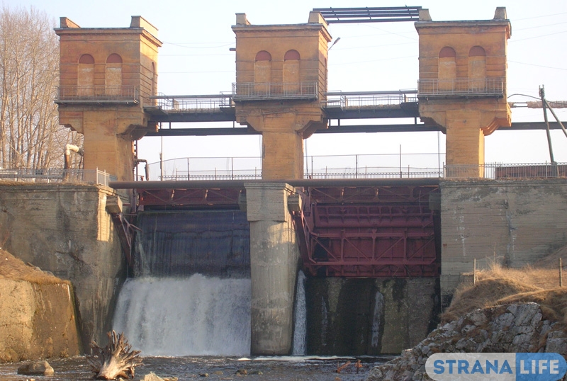Вот и замерло все... до июня. В регионах России начинается паводок Вот и замерло все... до июня. В регионах России начинается паводок
