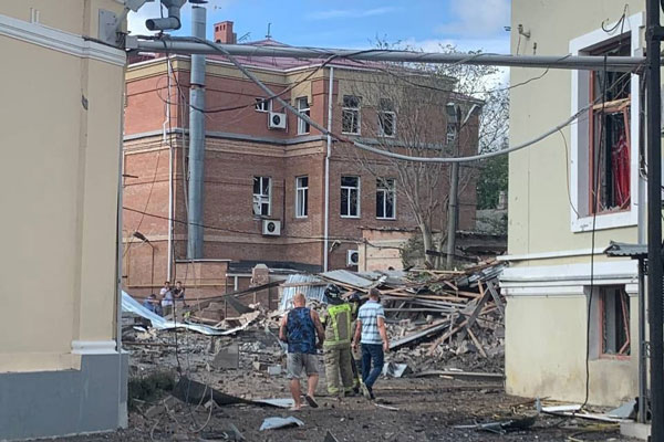 "Это теракт"! При взрыве в Таганроге пострадали 15 человек "Это теракт"! При взрыве в Таганроге пострадали 15 человек