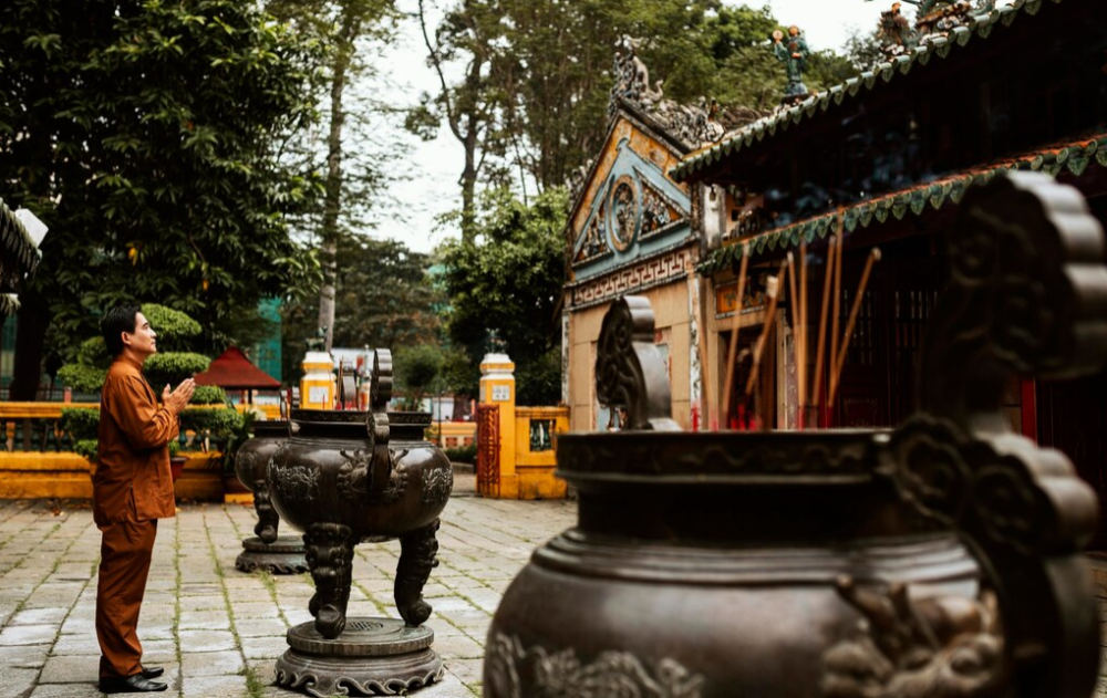 Тайка шантажировала монахов интимом и заработала 12 млн долларов, а потом все проиграла в казино | Тайка шантажировала буддийских монахов, заработав на этом 12 млн долларов Тайка шантажировала монахов интимом и заработала 12 млн долларов, а потом все проиграла в казино | Тайка шантажировала буддийских монахов, заработав на этом 12 млн долларов