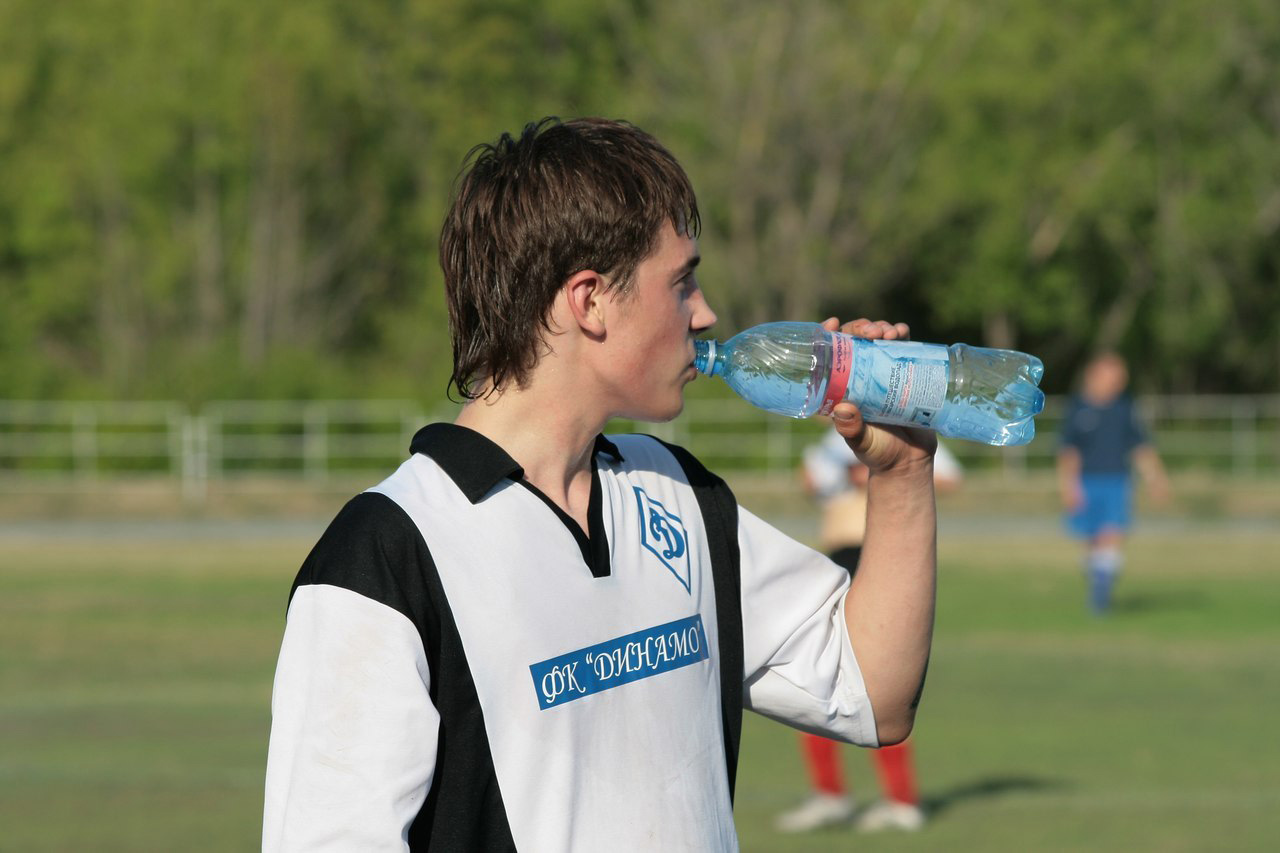 Скончавшийся в Шереметьево Артем Чечиков умер от алкоголя