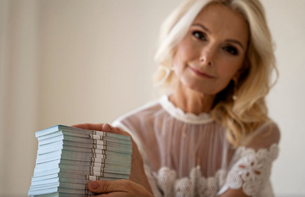 Россияне могут получить до 350 000 рублей — как оформить соцконтракт уже сейчас | Малоимущим семьям — до 350 000 рублей: как получить деньги от государства Россияне могут получить до 350 000 рублей — как оформить соцконтракт уже сейчас | Малоимущим семьям — до 350 000 рублей: как получить деньги от государства