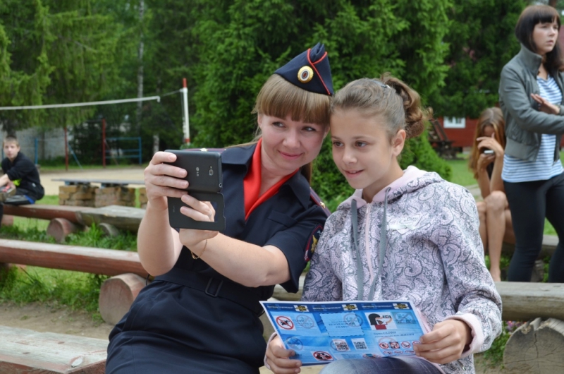 В Ивановской области полицейские объяснили школьникам принципы безопасного селфи