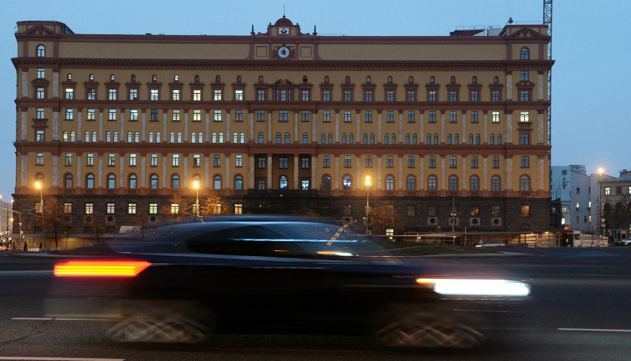 Сотрудница ФСБ усложнит жизнь депутатам Госдумы Сотрудница ФСБ усложнит жизнь депутатам Госдумы