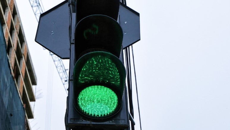 Полицейский в Сергиевом Посаде насмерть сбил женщину на переходе | В Сергиевом Посаде полицейский сбил женщину на «зебре» и скрылся Полицейский в Сергиевом Посаде насмерть сбил женщину на переходе | В Сергиевом Посаде полицейский сбил женщину на «зебре» и скрылся