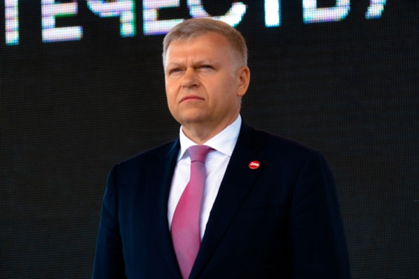 «На хрена мне Пермь»: пермский вице-премьер уволился после скандала с сыном | Пермский вице-премьер Алексей Дёмкин уволился из-за сбежавшего на Бали сына «На хрена мне Пермь»: пермский вице-премьер уволился после скандала с сыном | Пермский вице-премьер Алексей Дёмкин уволился из-за сбежавшего на Бали сына