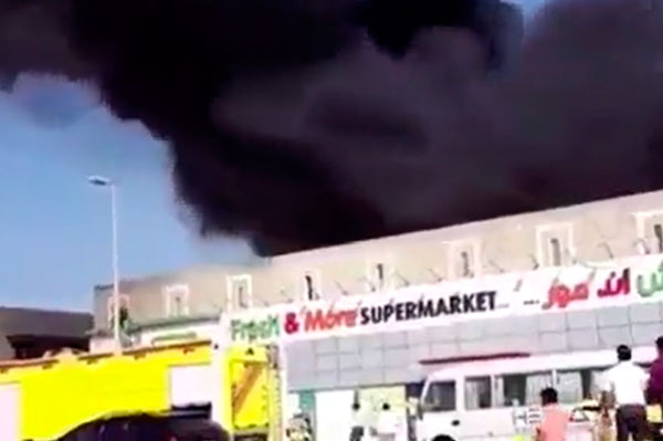 Три человека погибли в ОАЭ при атаке беспилотников на нефтяной объект Три человека погибли в ОАЭ при атаке беспилотников на нефтяной объект