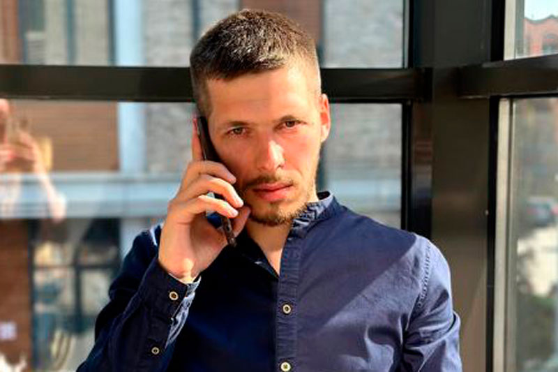 Трагедия в Подмосковье: убитого зампреда движения «Зов народа» заранее тревожили угрозы, заявляют источники | За два часа до гибели звонил в полицию с жалобами на преследование: подробности убийства зампреда движения «Зов народа» Трагедия в Подмосковье: убитого зампреда движения «Зов народа» заранее тревожили угрозы, заявляют источники | За два часа до гибели звонил в полицию с жалобами на преследование: подробности убийства зампреда движения «Зов народа»