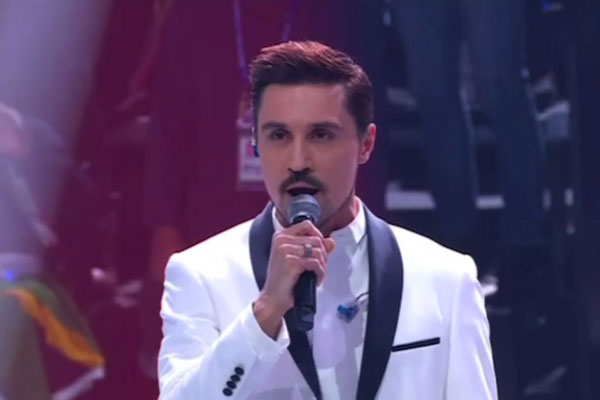 Попавший в скандал Билан спел гимн России на открытии «Игр будущего» Попавший в скандал Билан спел гимн России на открытии «Игр будущего»