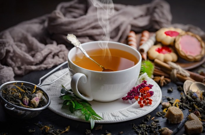 Врач раскрыла пользу горячих напитков в жаркую погоду | Доктор Старкова: горячие напитки в жару помогают организму Врач раскрыла пользу горячих напитков в жаркую погоду | Доктор Старкова: горячие напитки в жару помогают организму