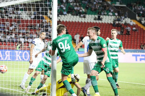 «Ахмат» разгромил «Оренбург» со счетом 4:0 в первом матче при Ромащенко