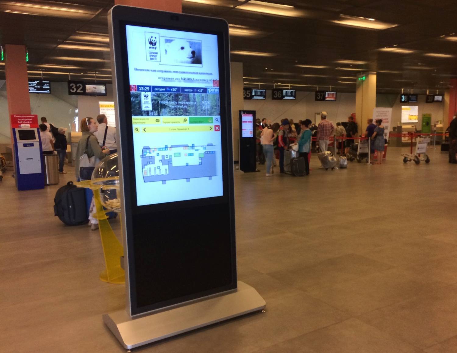 Интерактивные тач-панели установлены в аэропорту Кольцово Интерактивные тач-панели установлены в аэропорту Кольцово