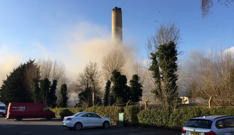 На электростанции в Оксфорде произошел взрыв. Видео