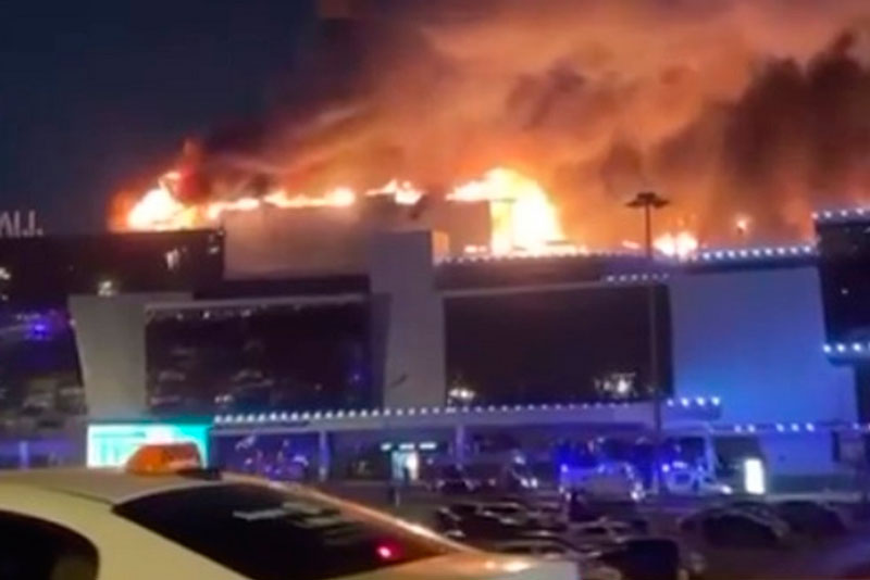 На двух сотрудников «Крокуса» завели уголовное дело | «Ъ»: на двух сотрудников «Крокуса» завели дело из-за закрытых пожарных выходов На двух сотрудников «Крокуса» завели уголовное дело | «Ъ»: на двух сотрудников «Крокуса» завели дело из-за закрытых пожарных выходов