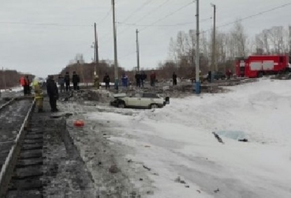 Столкновение поезда и автомобиля в Башкирии: есть жертвы Столкновение поезда и автомобиля в Башкирии: есть жертвы