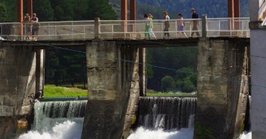 Трагедия на реке Белая: отец бесследно потерял своего сына, пытаясь спасти его от утопления | Ребенок погиб в реке Белой в Адыгее, отец не смог спасти Трагедия на реке Белая: отец бесследно потерял своего сына, пытаясь спасти его от утопления | Ребенок погиб в реке Белой в Адыгее, отец не смог спасти