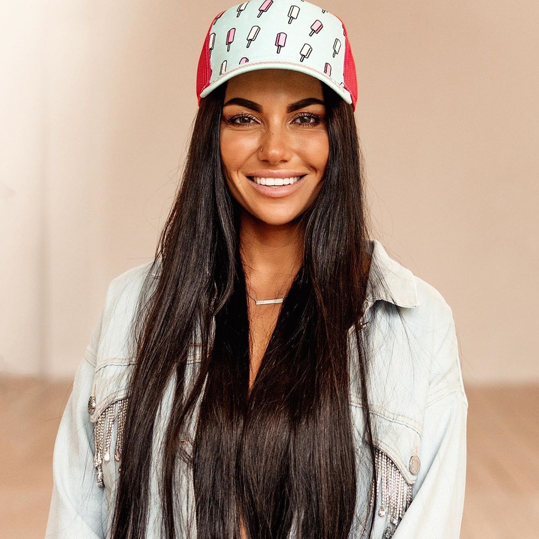 Известная блогер разоблачила ТВ-каналы, но ее вырезали из эфира